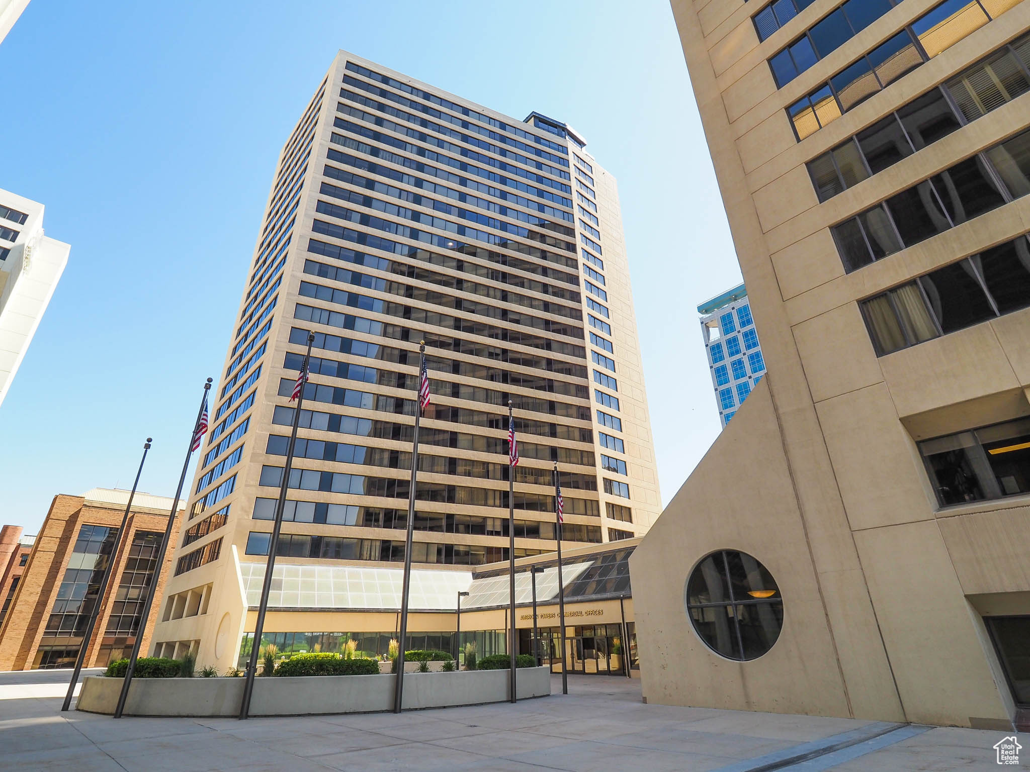 AMERICAN TOWERS CONDM - Residential