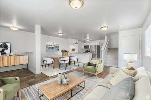 Tiny photo for 92 E LEGACY PKWY, Saratoga Springs, UT 84045 (MLS # 2100943)