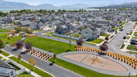 Tiny photo for 92 E LEGACY PKWY, Saratoga Springs, UT 84045 (MLS # 2100943)