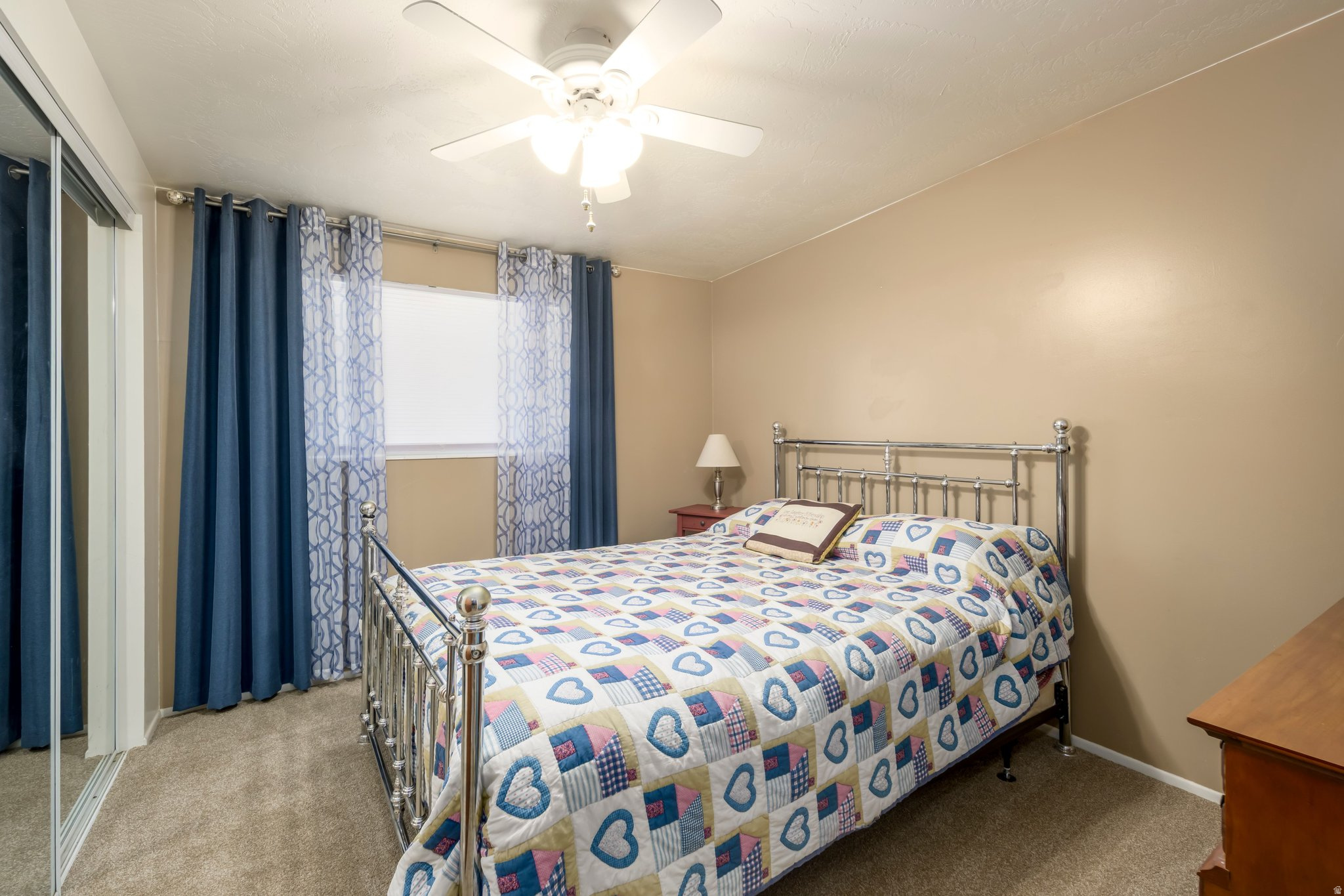 PURPLE HILLS - Residential