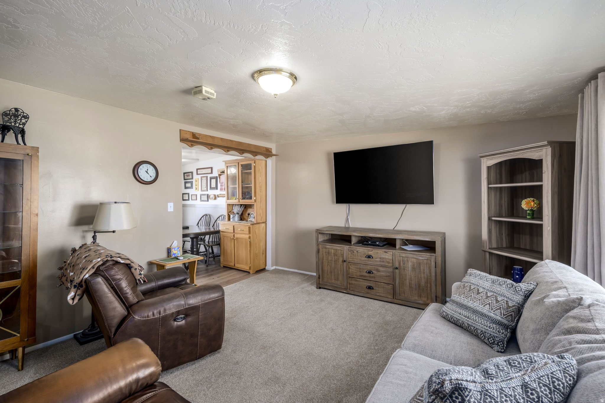 PURPLE HILLS - Residential