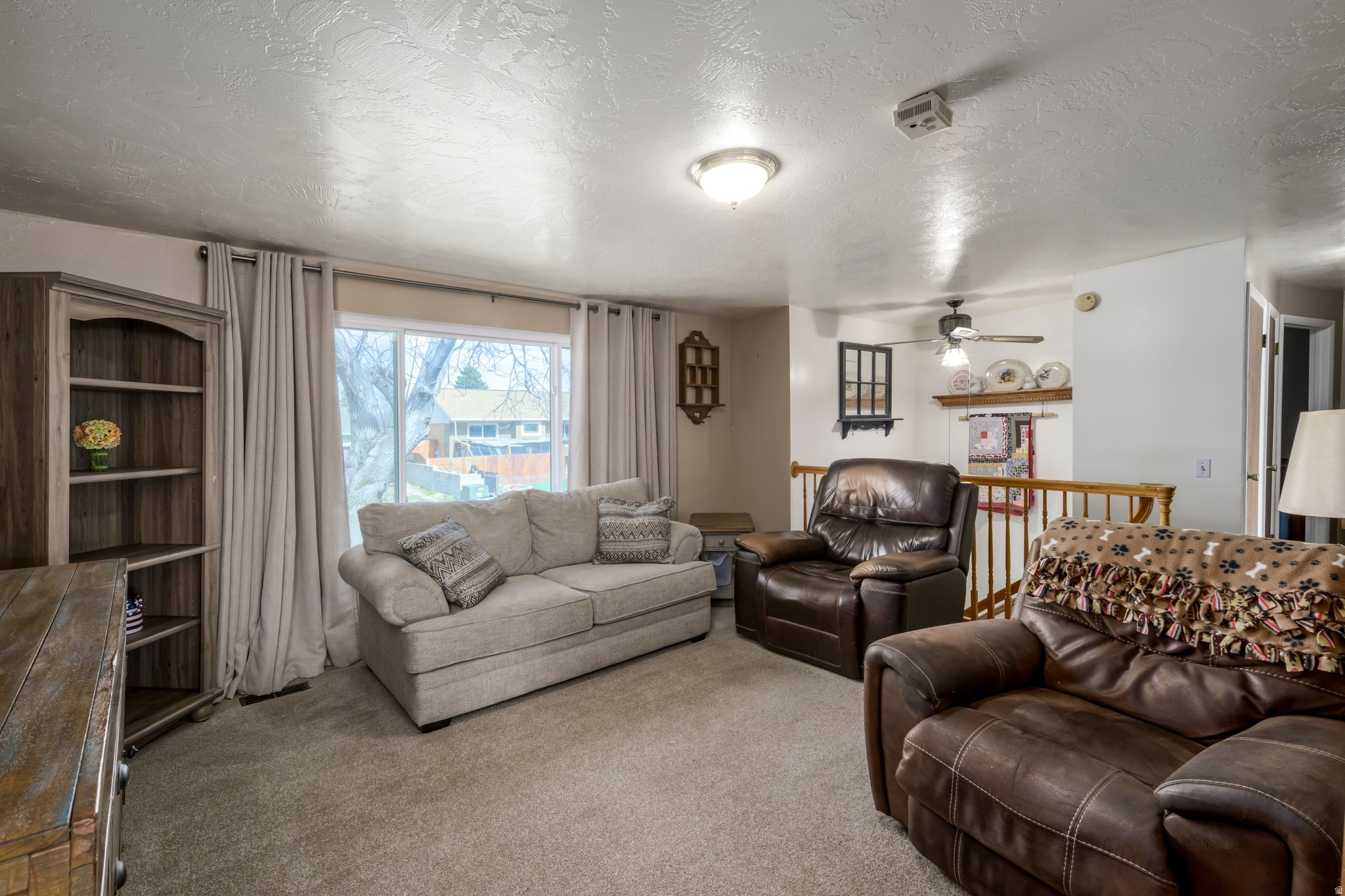 PURPLE HILLS - Residential