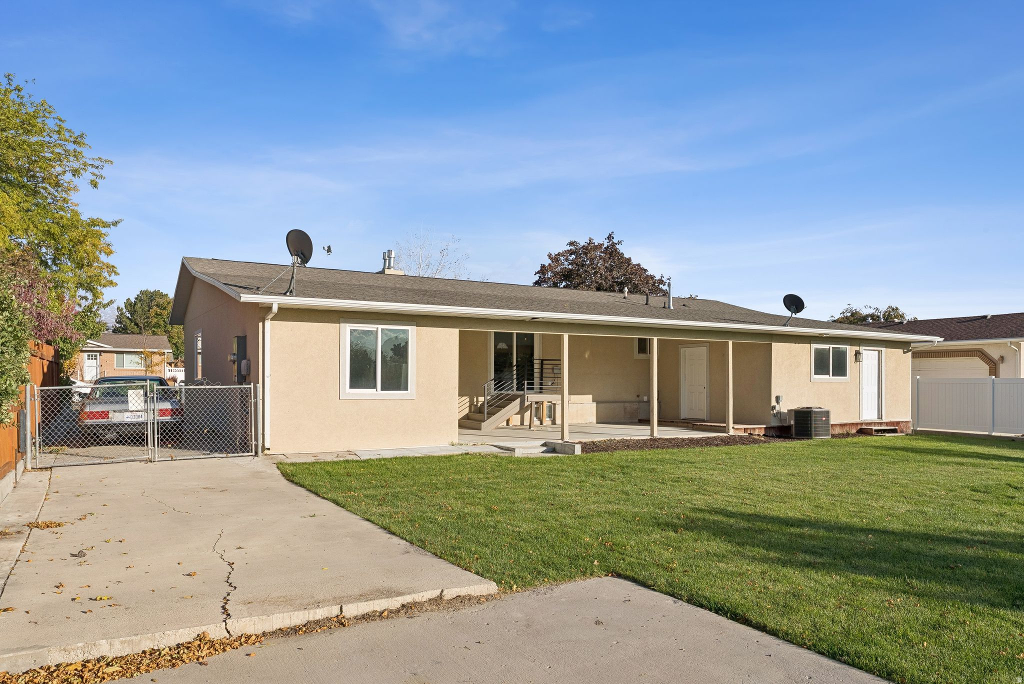 MIT-DEL ESTATES - Residential