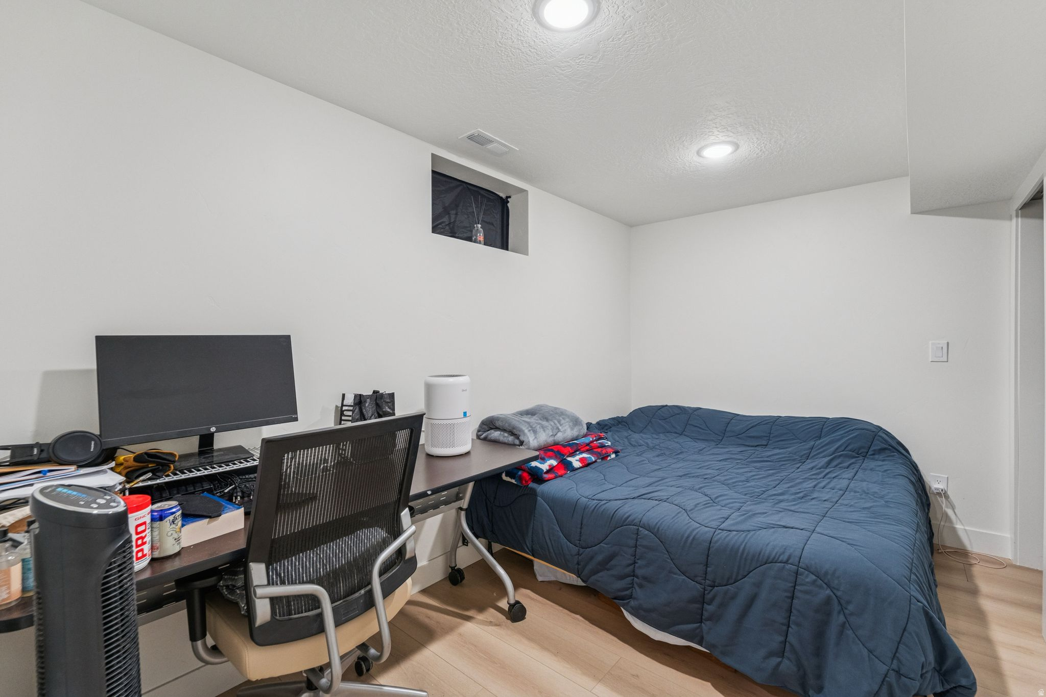 MIT-DEL ESTATES - Residential