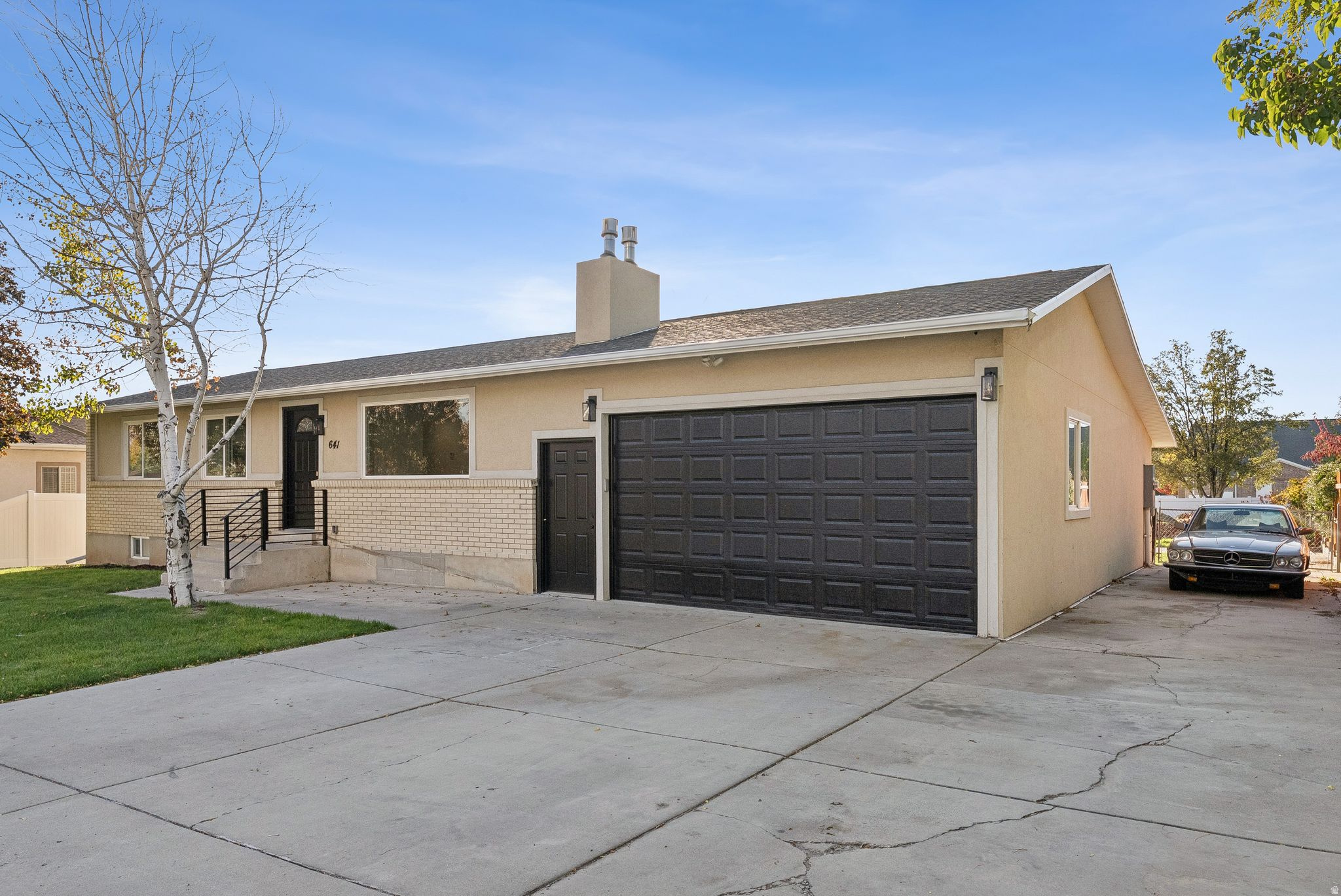 MIT-DEL ESTATES - Residential