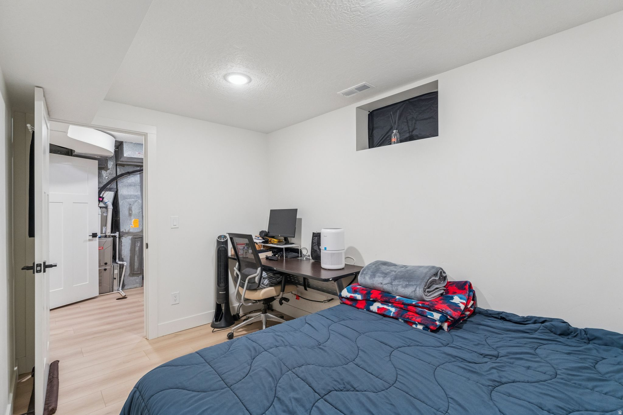 MIT-DEL ESTATES - Residential