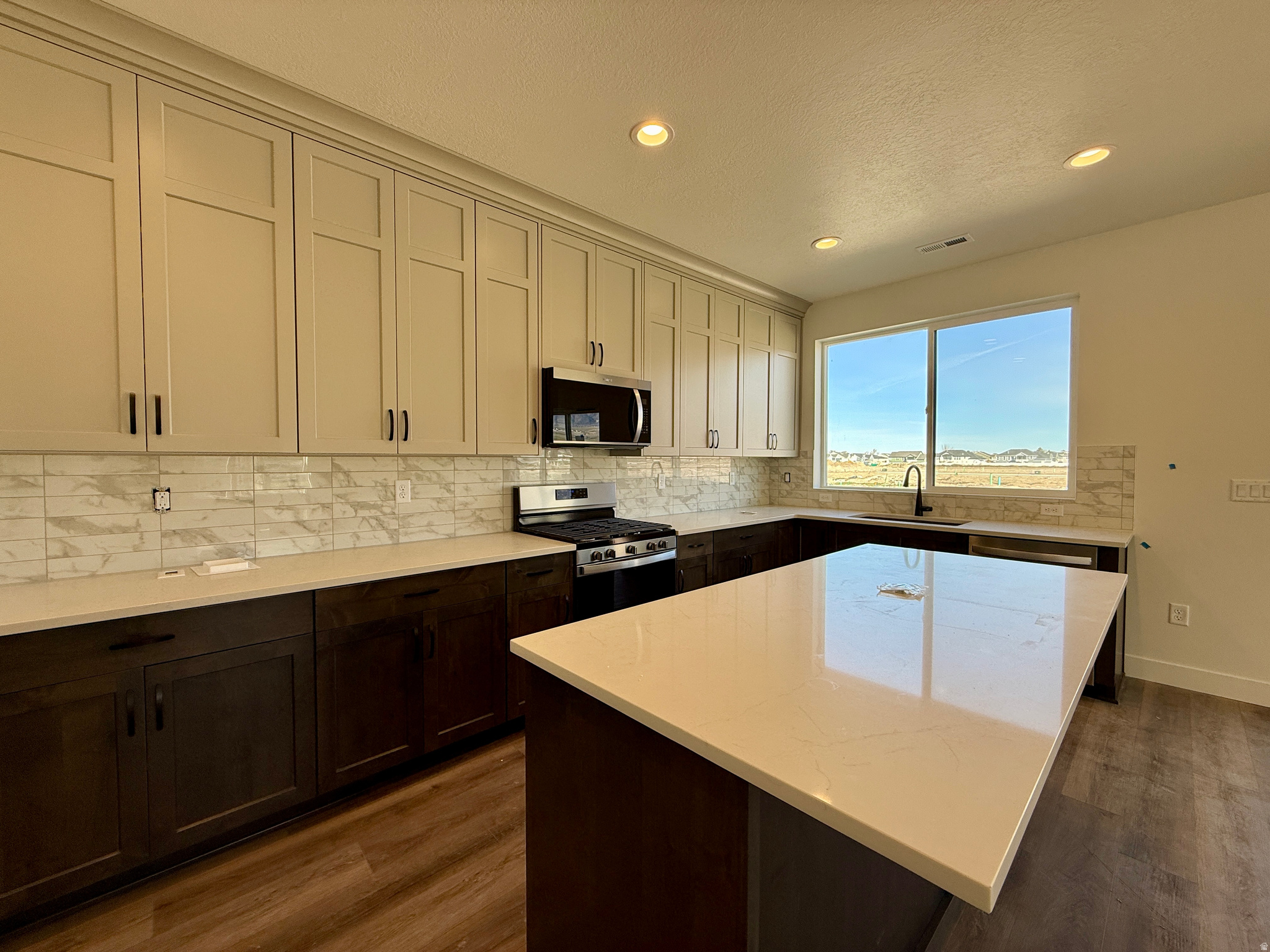 CREEKSIDE AT JDC RANCH - Residential