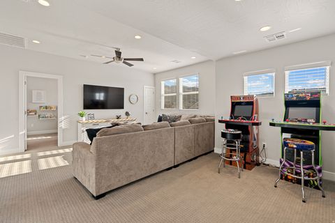 Tiny photo for 1359 N PASEOS ST, Washington, UT 84780 (MLS # 2134540)