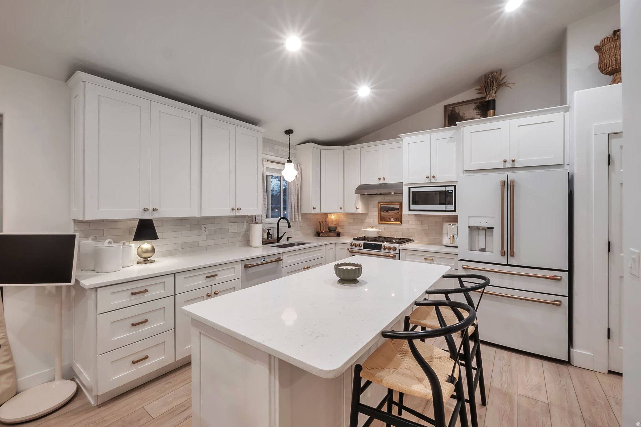 VALLEY CREST - Residential