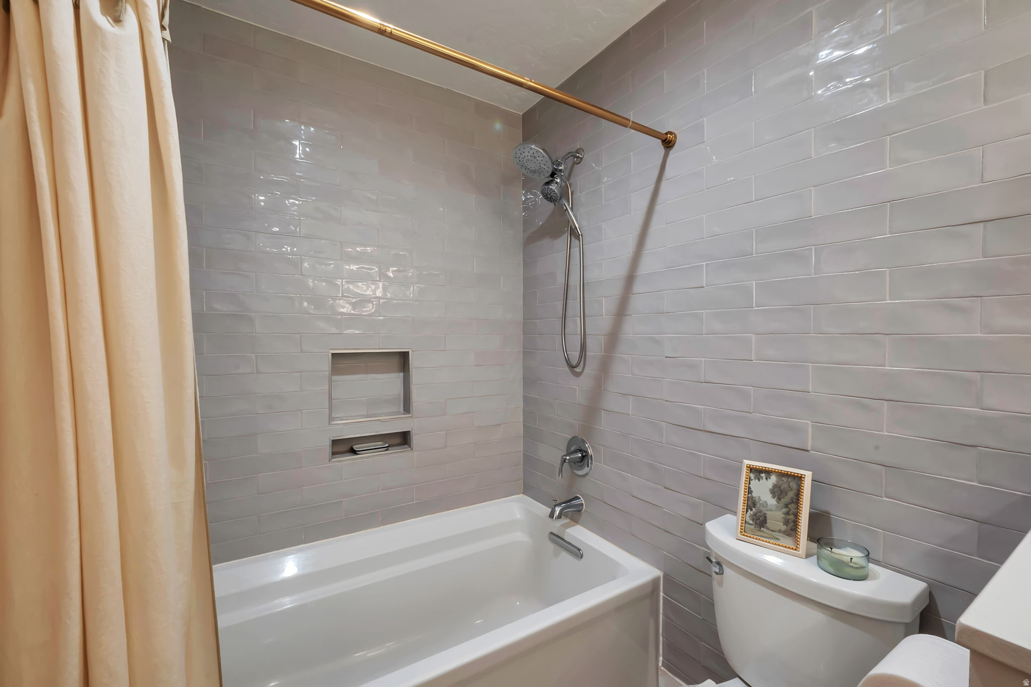 VALLEY CREST - Residential