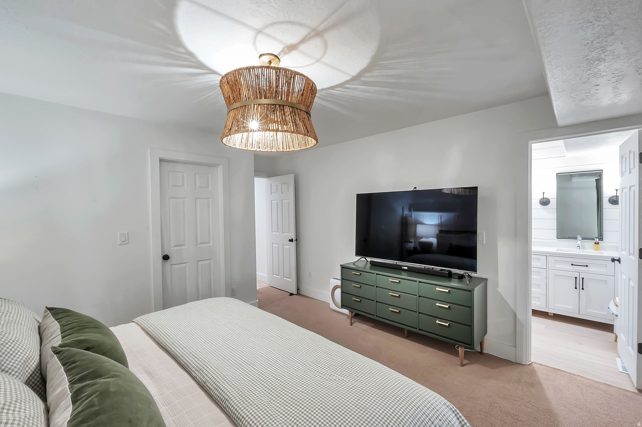 VALLEY CREST - Residential