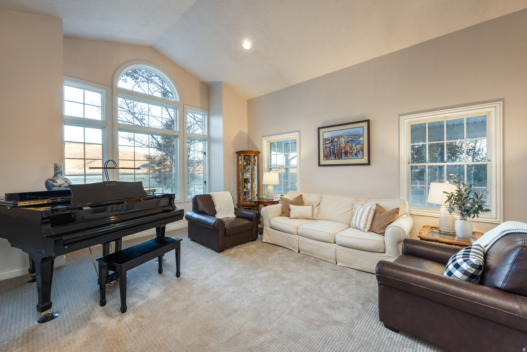 777 N DEMOCRAT ALY W