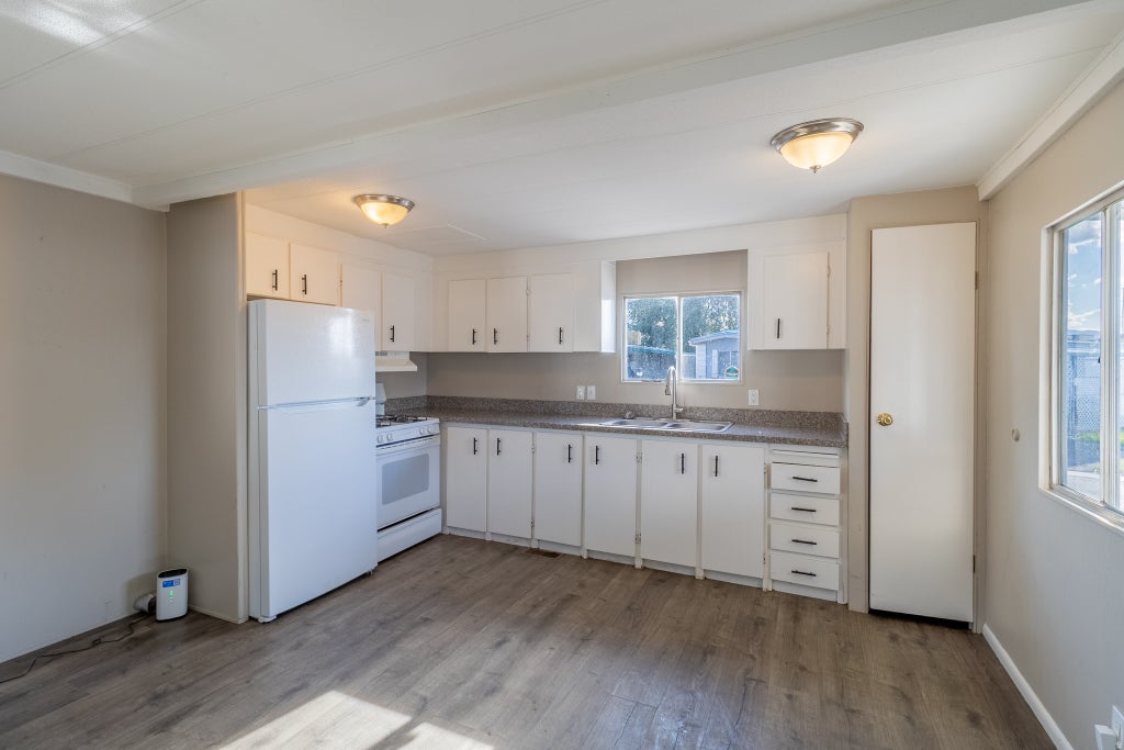 Photo of 3023 CONSTITUTION DR, West Valley City, UT 84119 (MLS # 2182886)
