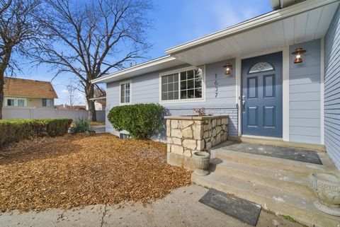 Tiny photo for 1637 E STAKER WAY, Cottonwood Heights, UT 84121 (MLS # 2124896)
