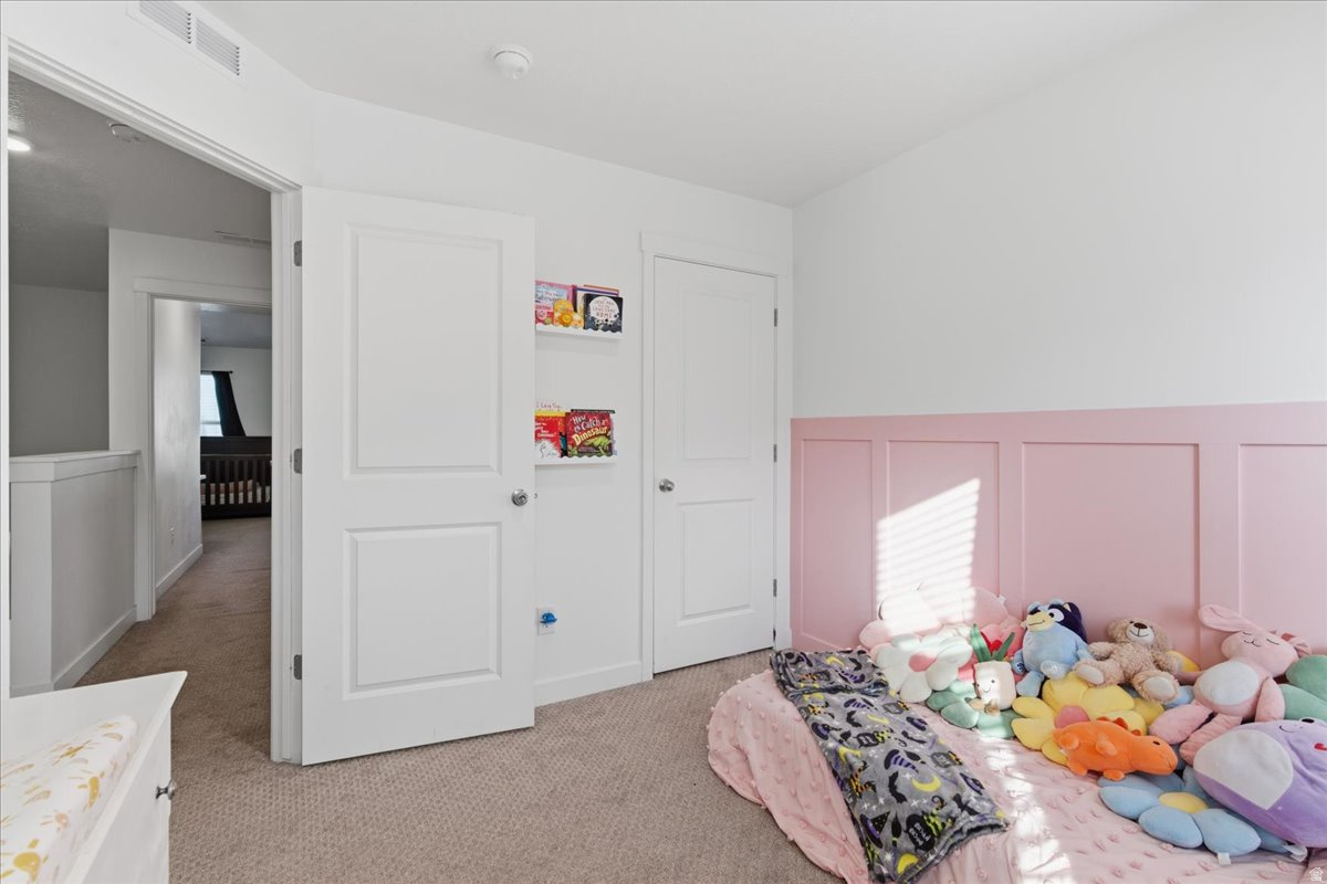 DAYBREAK - Residential