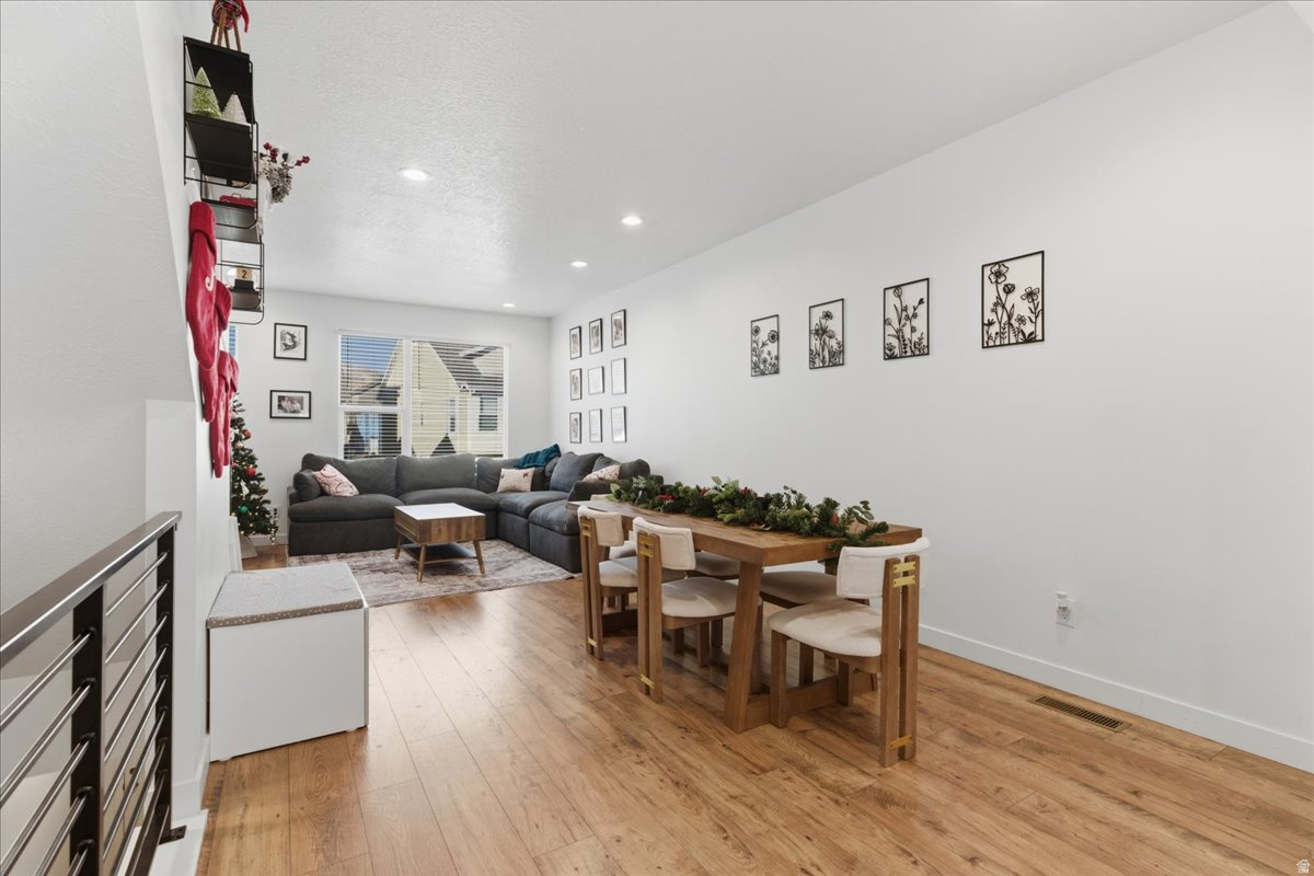 DAYBREAK - Residential