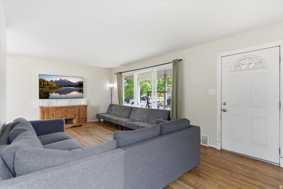 PLEASANT GREEN ACRES - Residential