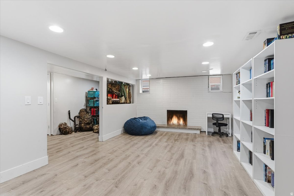 PLEASANT GREEN ACRES - Residential