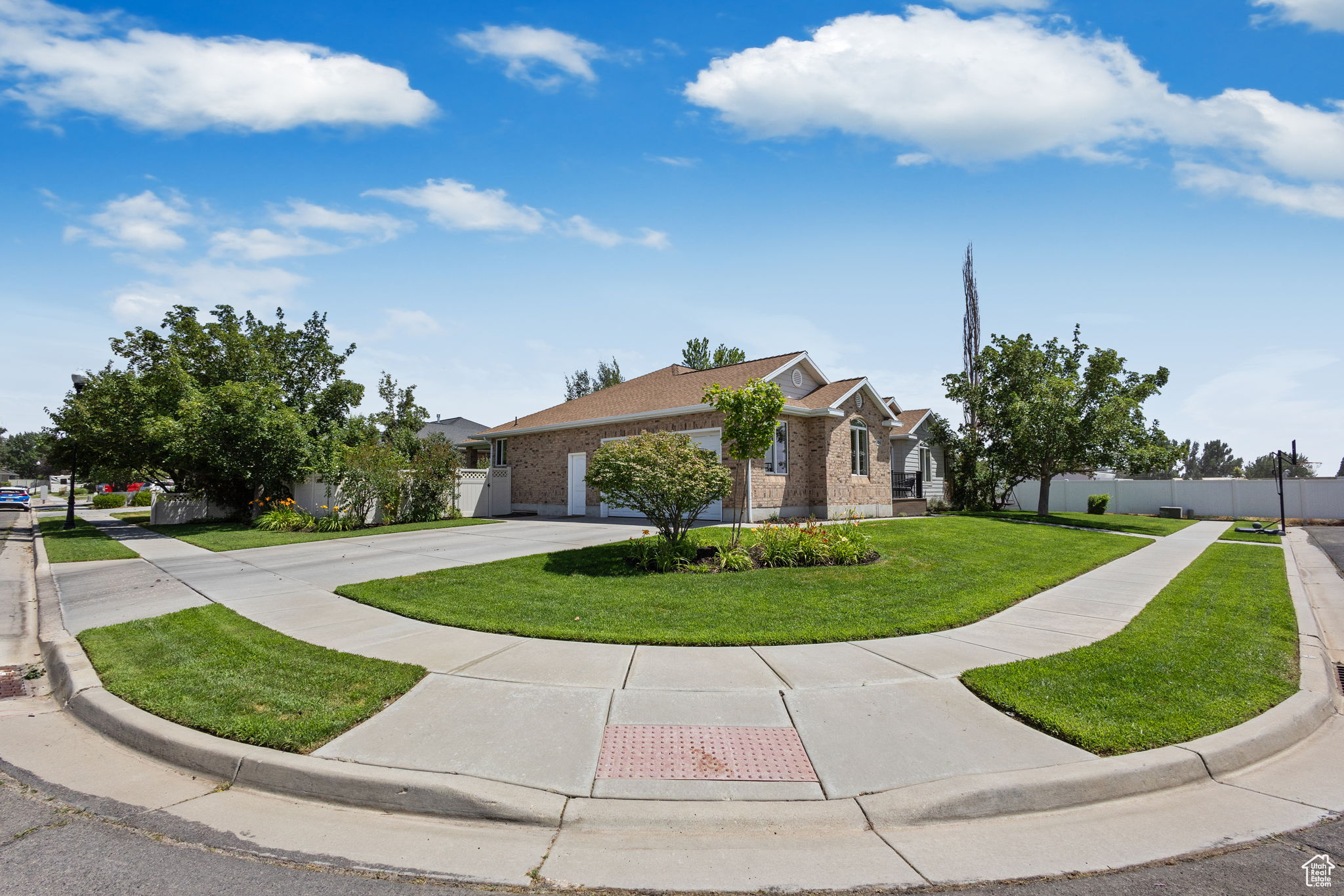 THE RANGE - Residential