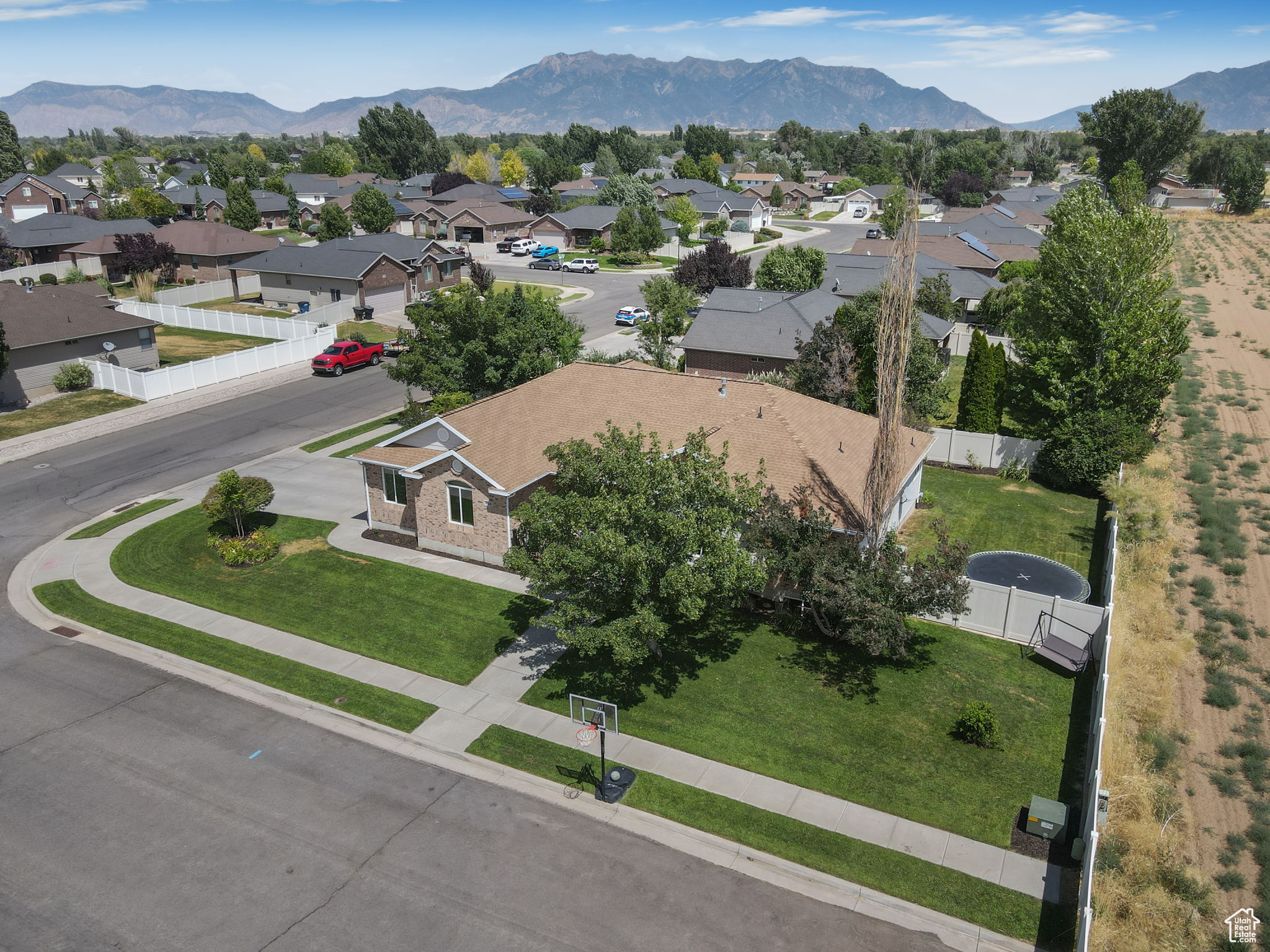 THE RANGE - Residential