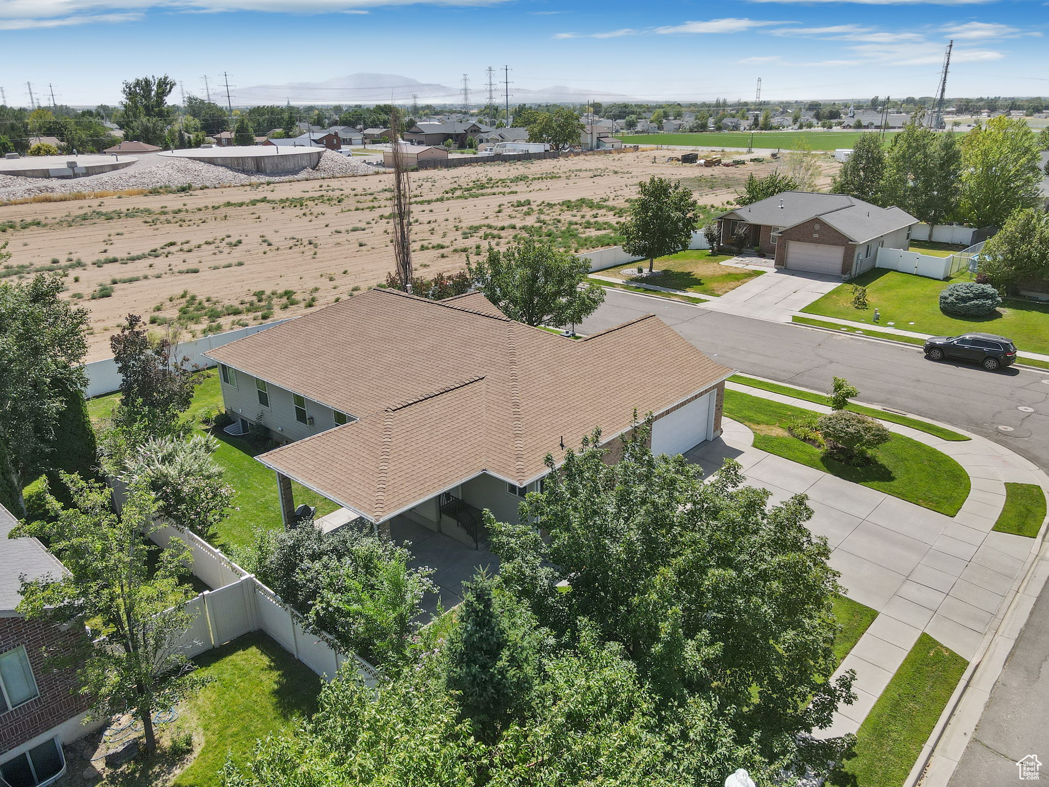 THE RANGE - Residential