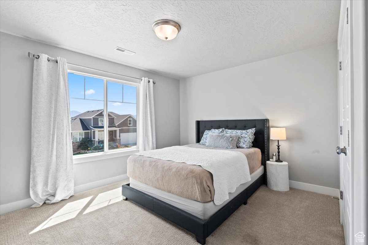 FOX HOLLOW - Residential