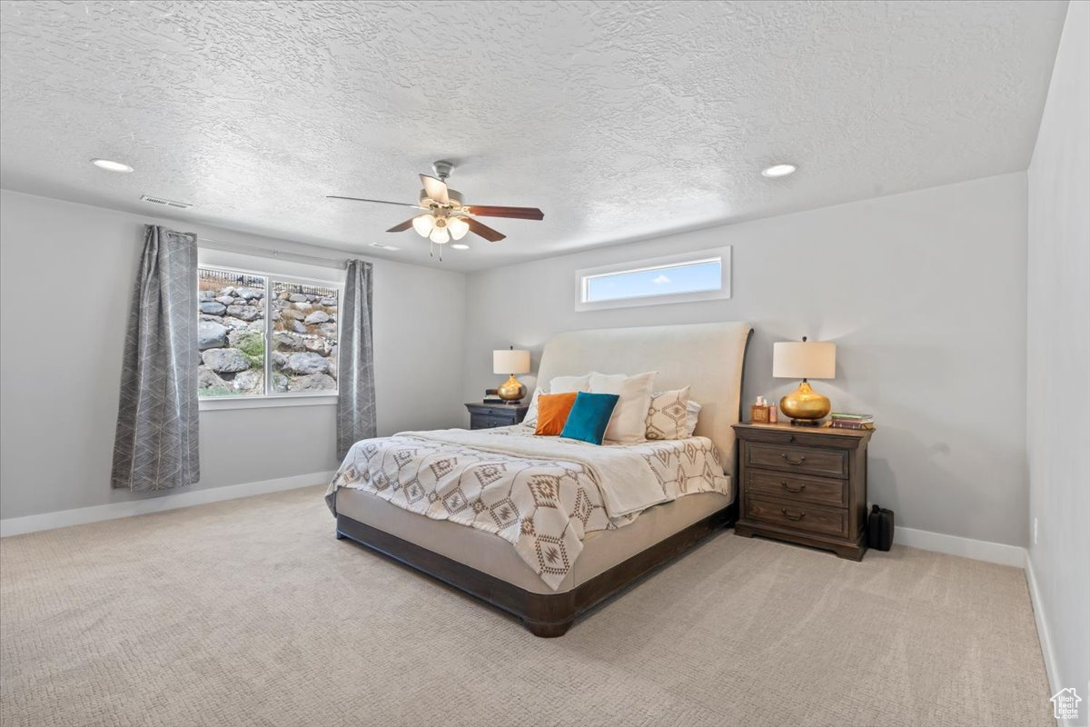 FOX HOLLOW - Residential