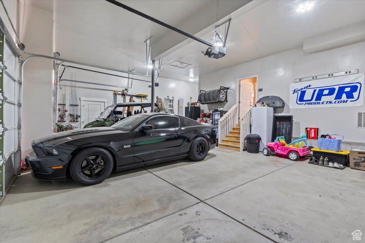 FOX HOLLOW - Residential