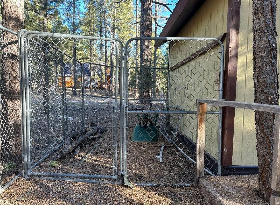 CAL-NEV-ARI EST AMD - Land