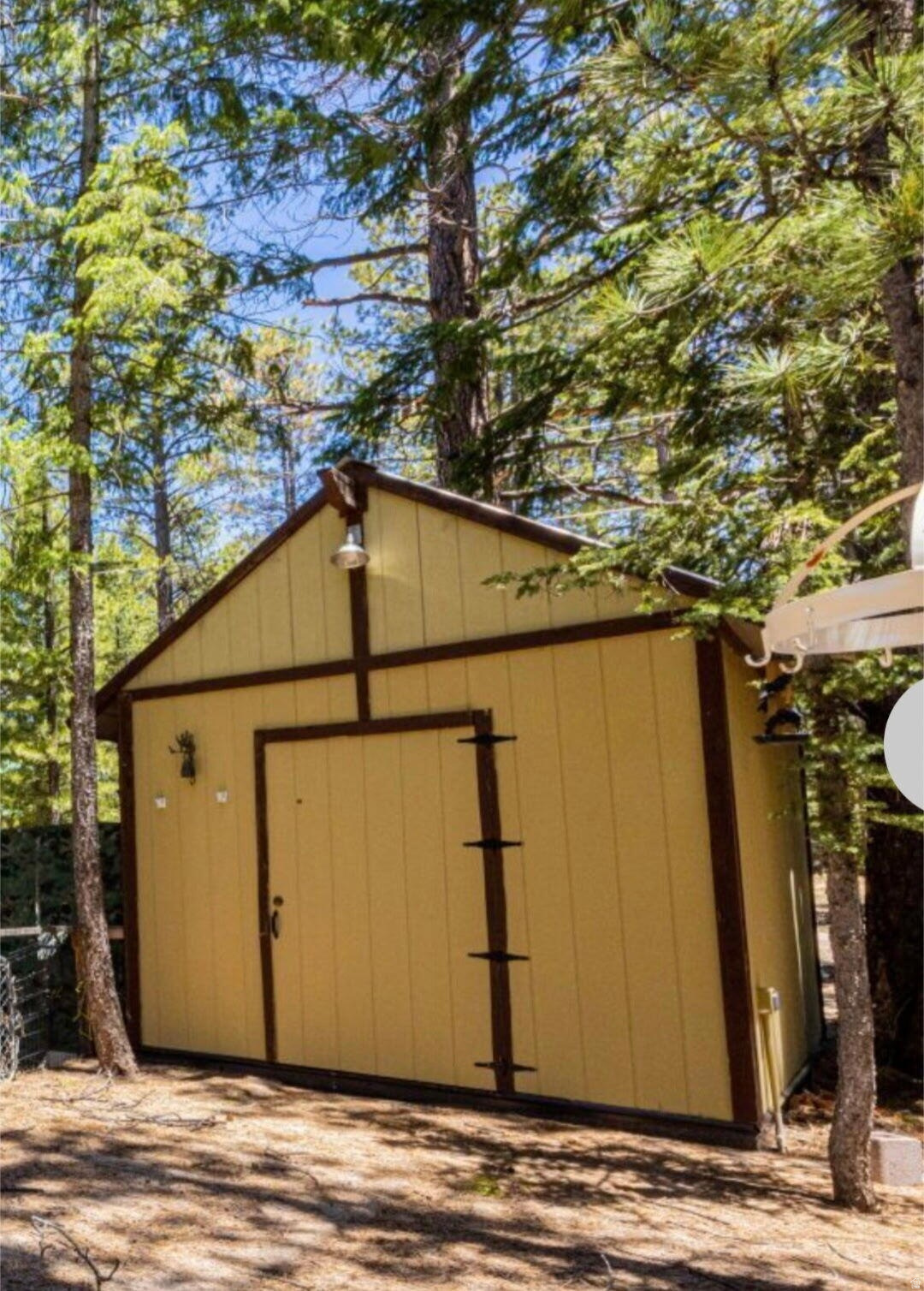 CAL-NEV-ARI EST AMD - Land