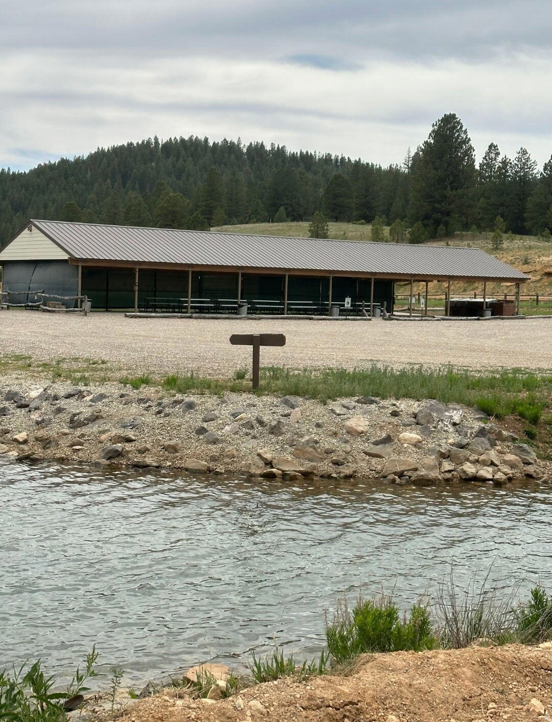 CAL-NEV-ARI EST AMD - Land