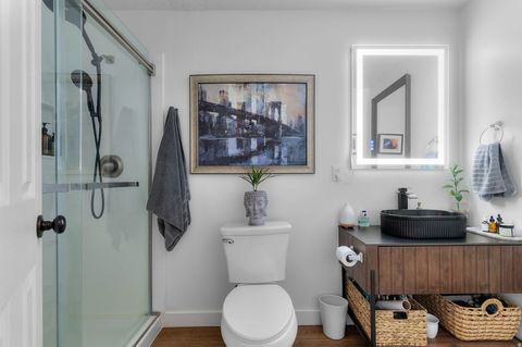 Tiny photo for 1294 GLENGYLE CT, Murray, UT 84123 (MLS # 2135905)