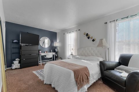 Tiny photo for 1294 GLENGYLE CT, Murray, UT 84123 (MLS # 2135905)