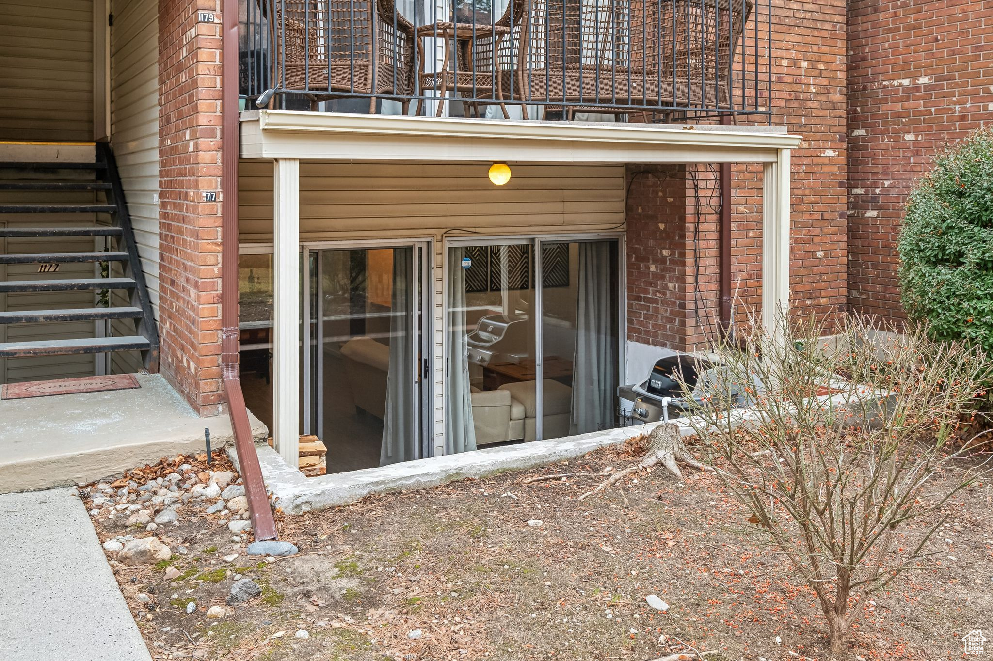 1177 E Cottonwood Hills Dr, Sandy, Utah image 2