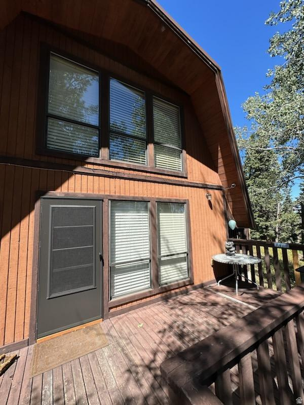 PINE MEADOWS RANCH - Residential