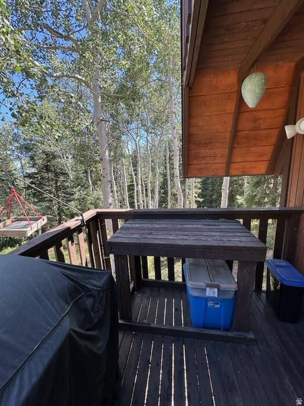 PINE MEADOWS RANCH - Residential