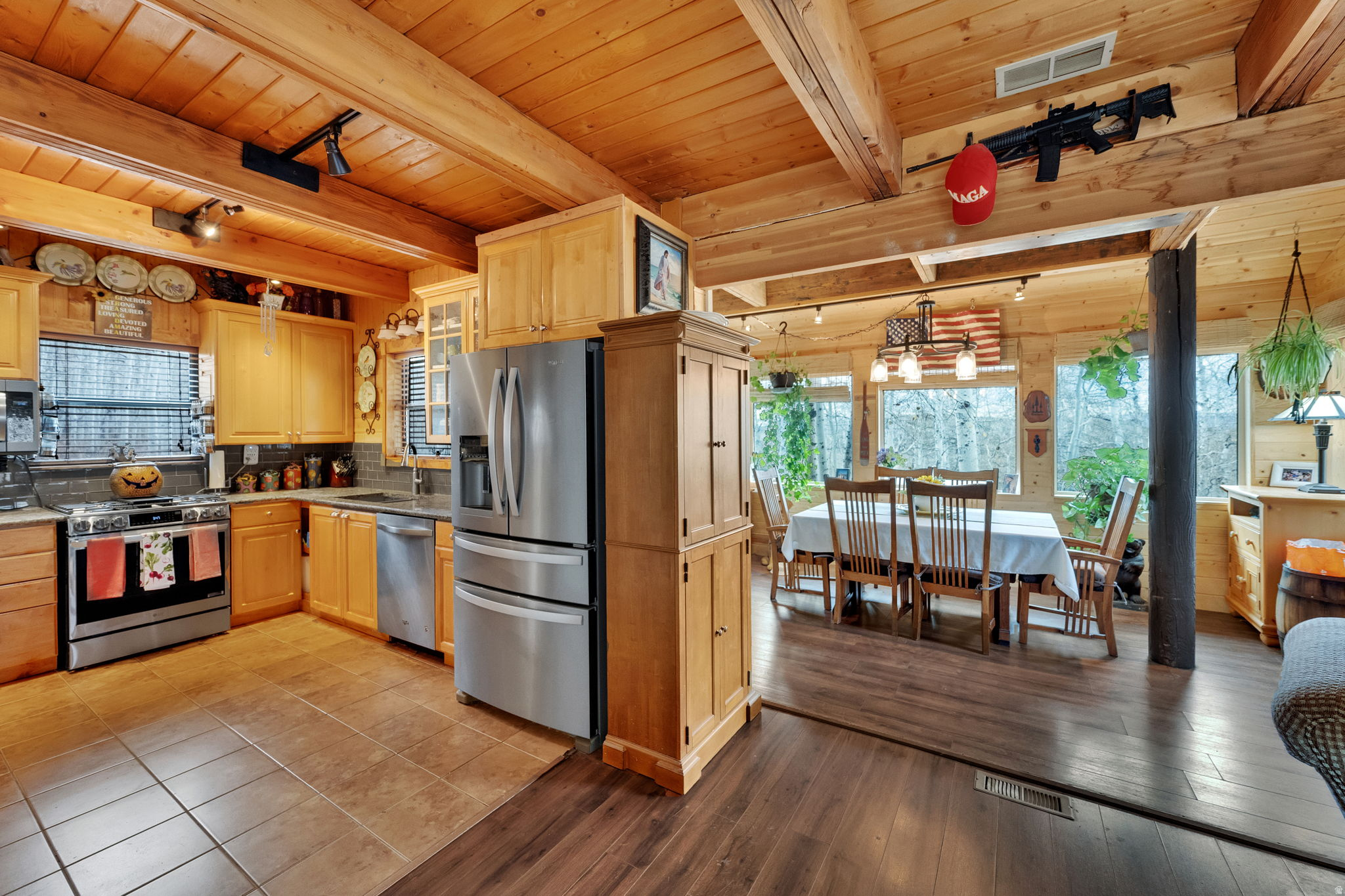 TIMBER LAKES - Residential