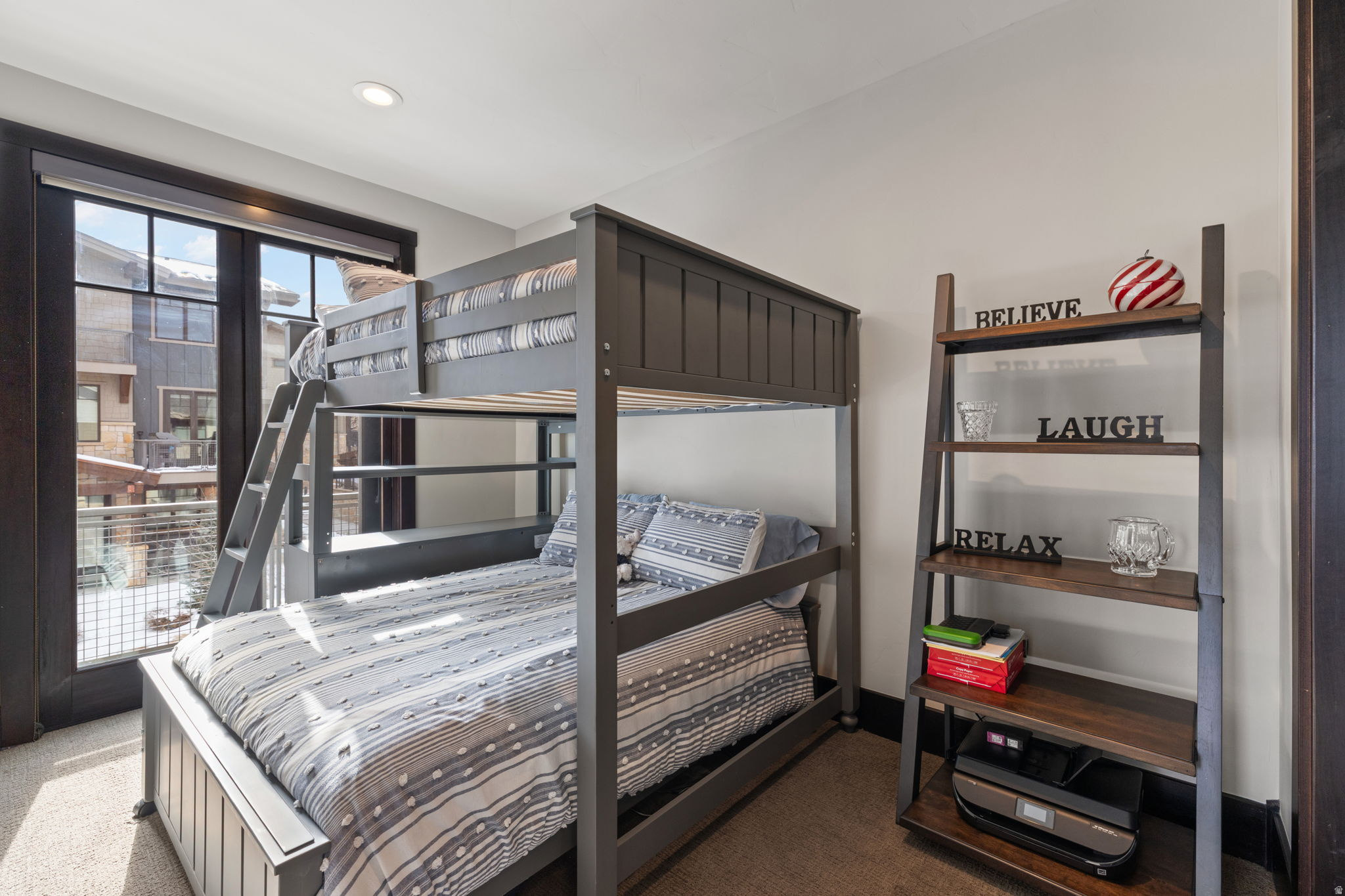 BLACKSTONE RESIDENCES - Residential