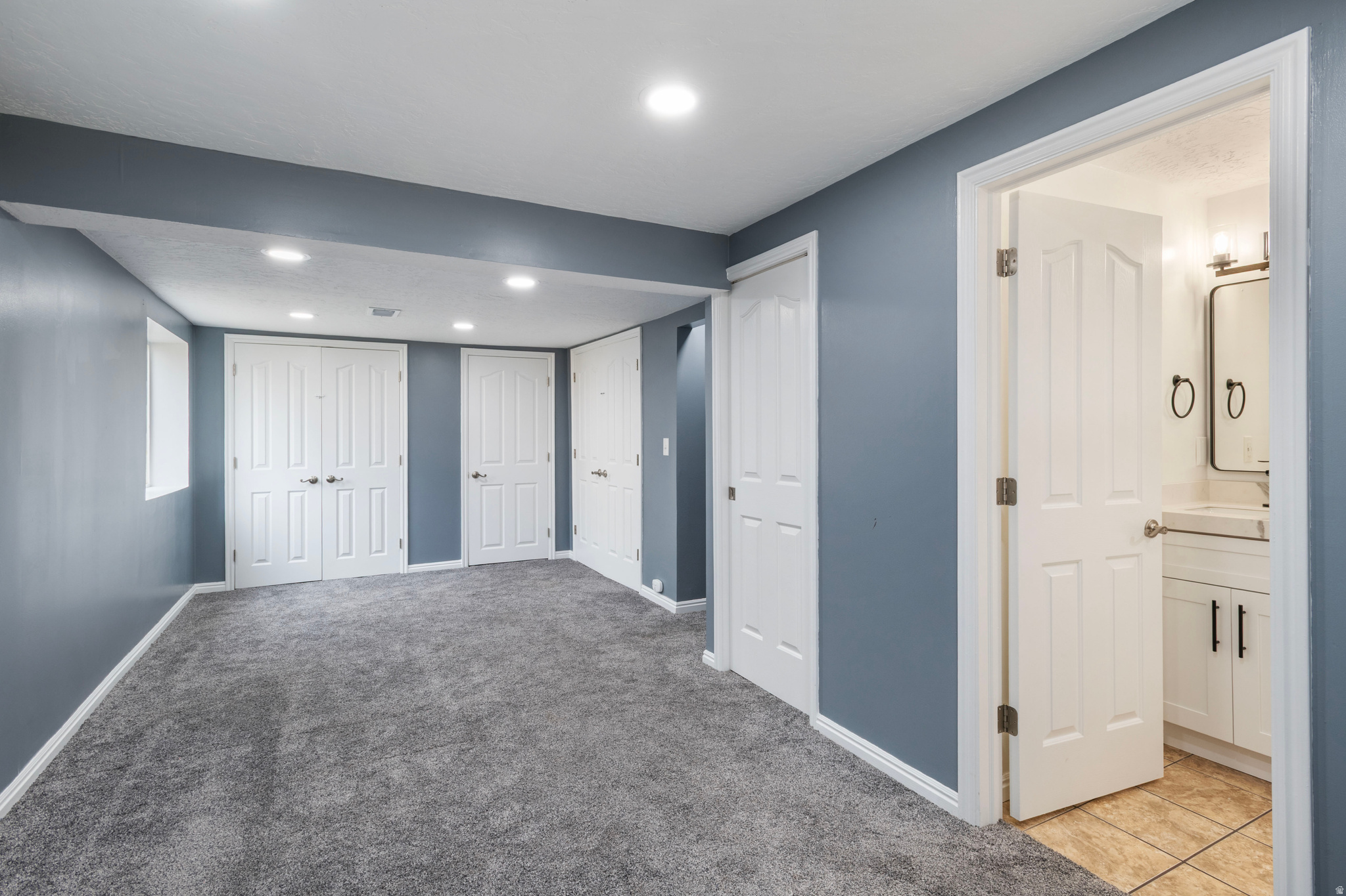 IRON WOOD - Residential