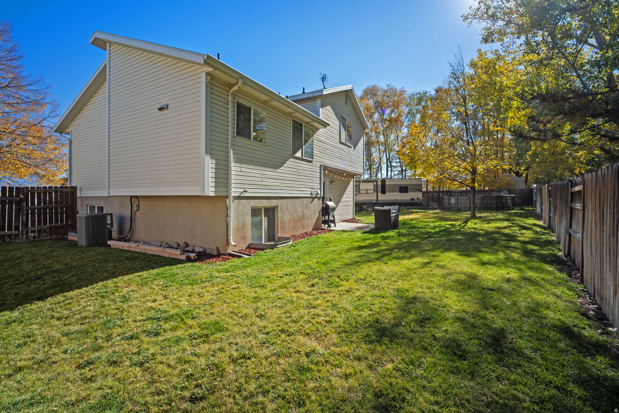 IRON WOOD - Residential