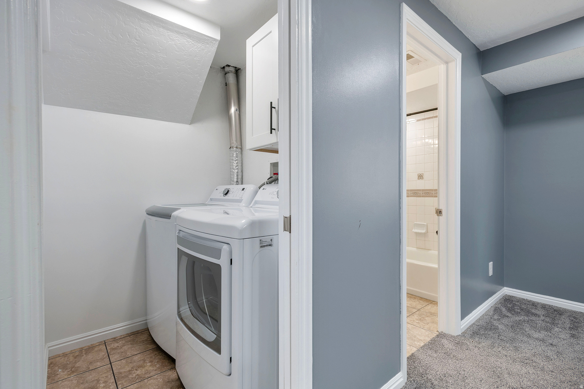 IRON WOOD - Residential