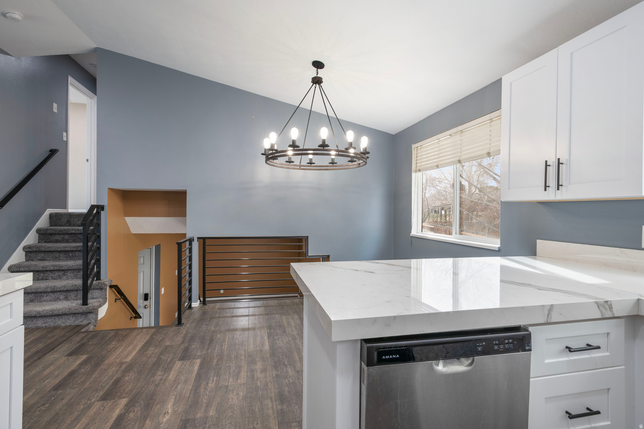 IRON WOOD - Residential