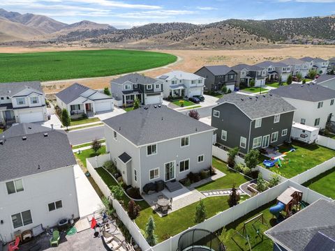 Tiny photo for 4579 E GOLDEN AUTUMN VW, Eagle Mountain, UT 84005 (MLS # 2173899)
