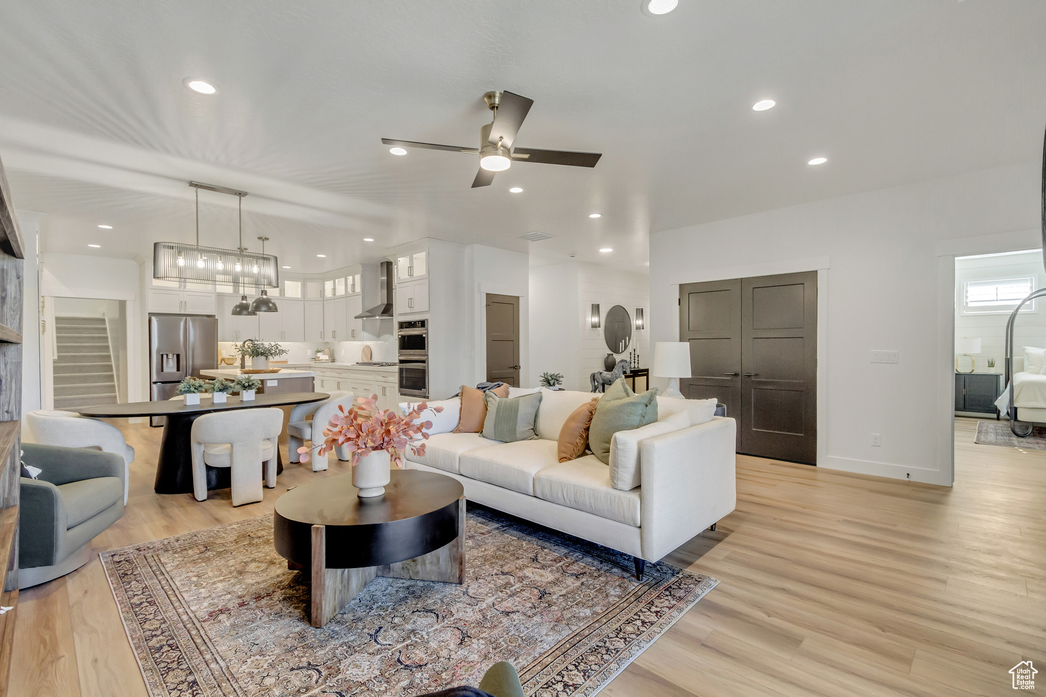 KIMBALL VILLAS - Residential