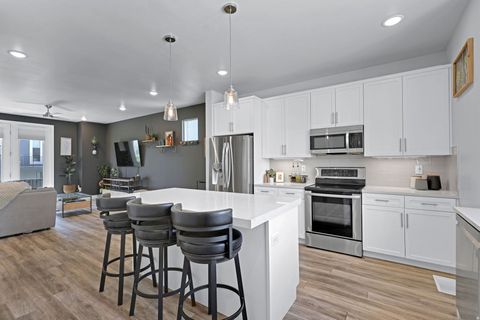 Tiny photo for 6372 W BIRCH RUN RD, South Jordan, UT 84009 (MLS # 2141478)