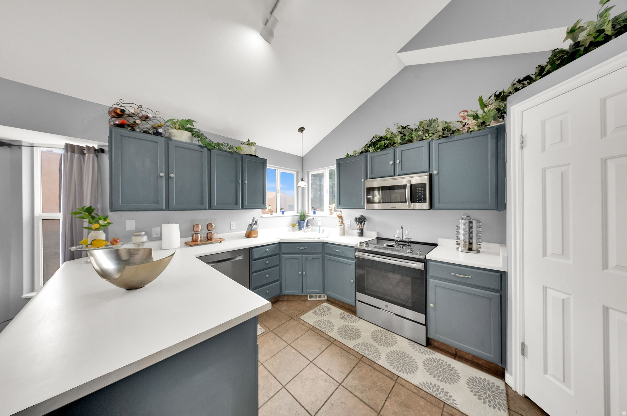 SUNCREST NO 5 - Residential