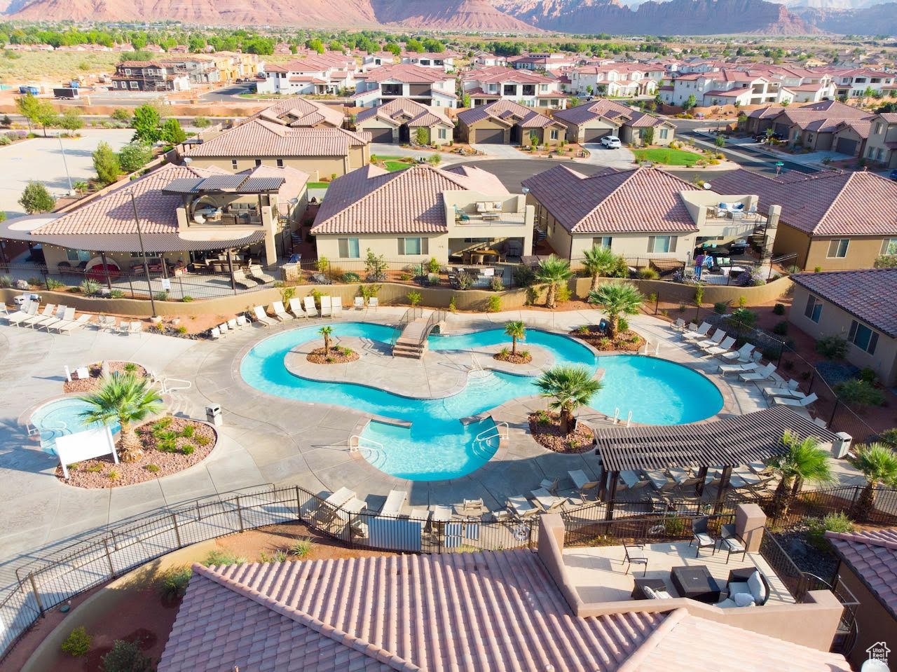 PARADISE VILLAGE AT ZION - Residential