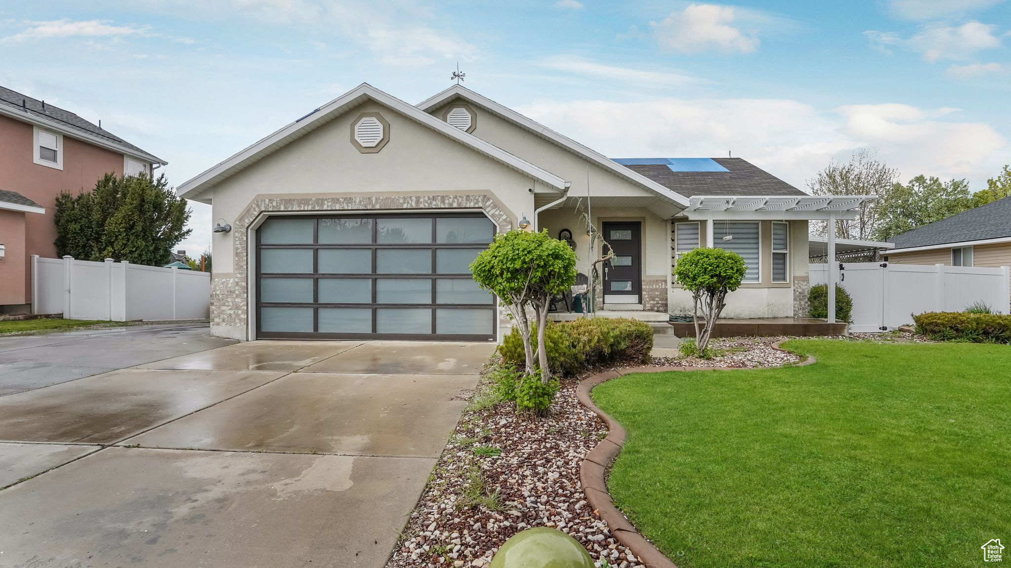 5394 W Shaggy Peak Dr, Riverton, Utah image 2