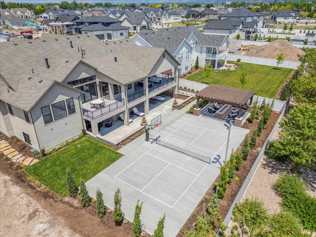 THE PRESERVE - Residential