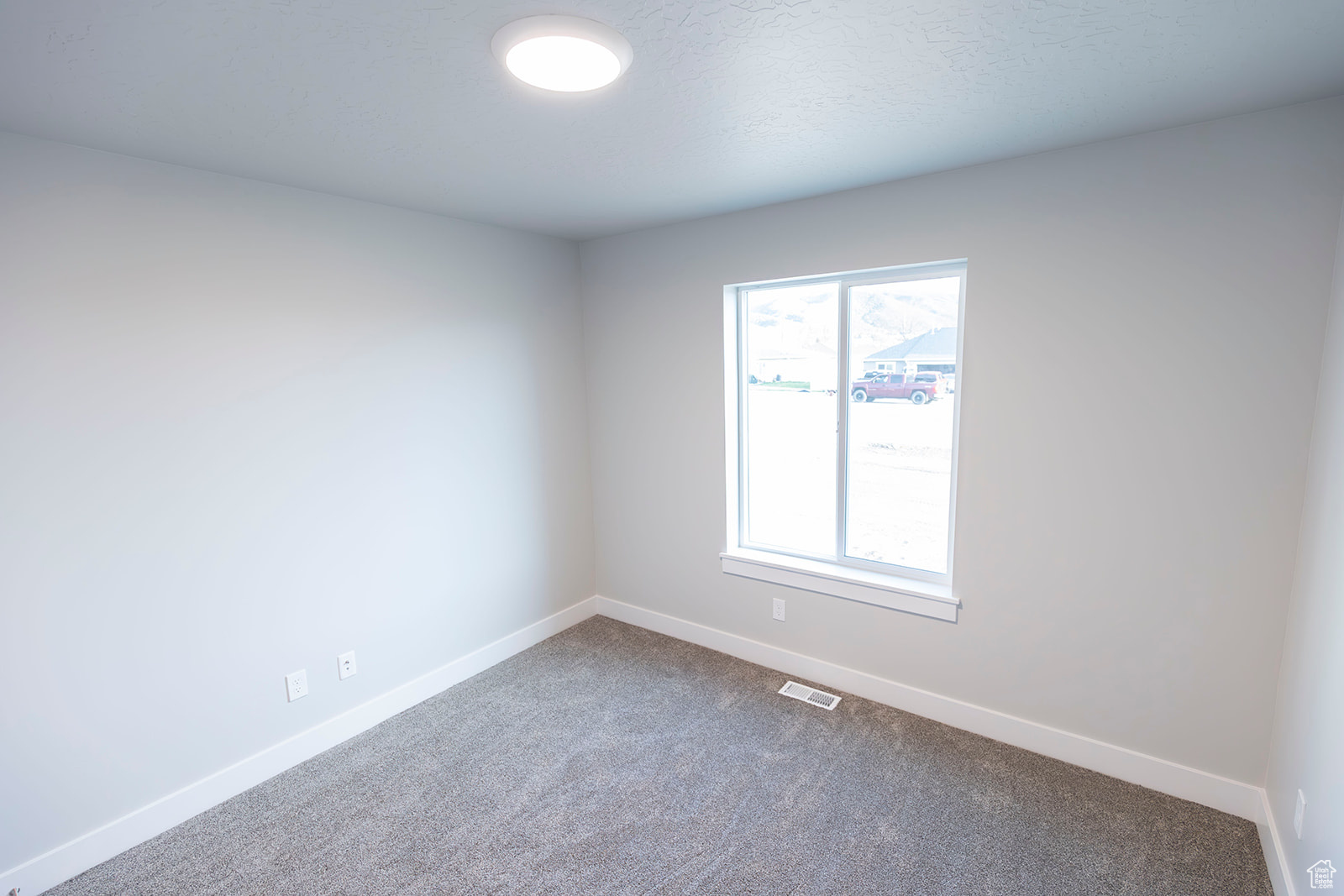 61 E 600, Nephi, Utah image 8